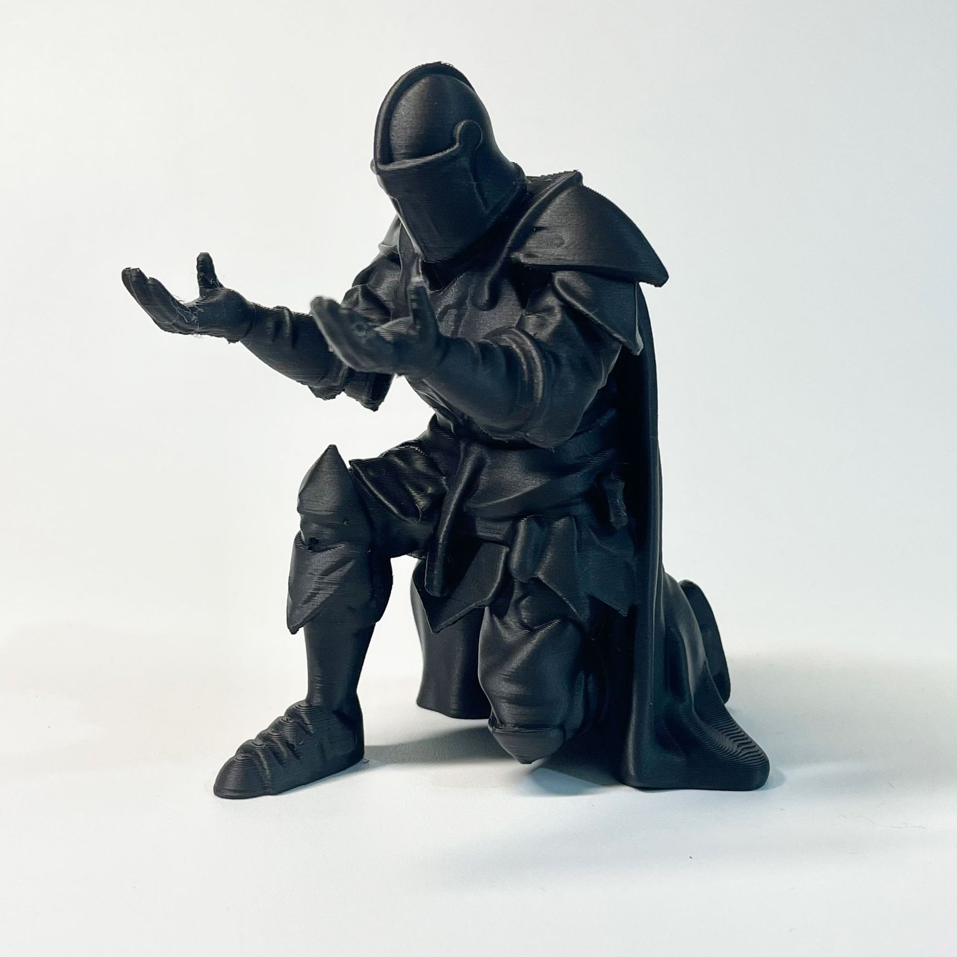 3Dプリント製エグゼクティブナイトペンホルダー、アーマーヒー - 3D Printing Knight Armor のレビューと価格