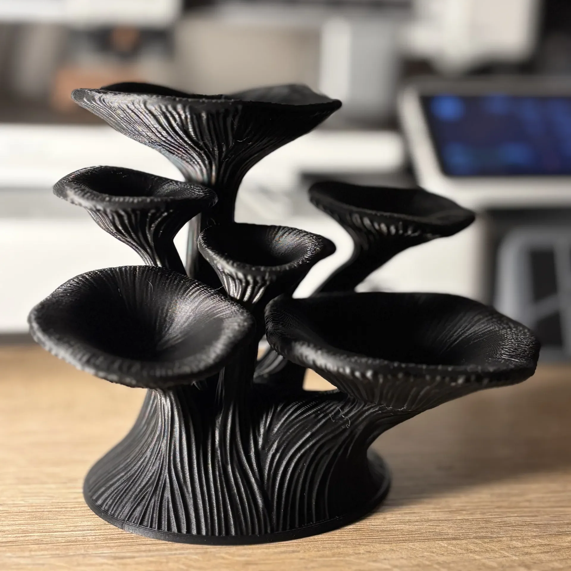 3Dプリントされたキノコ型の棚、壁掛け用のかわいいジュエリー - 3D Printing Ring Holder のレビューと価格